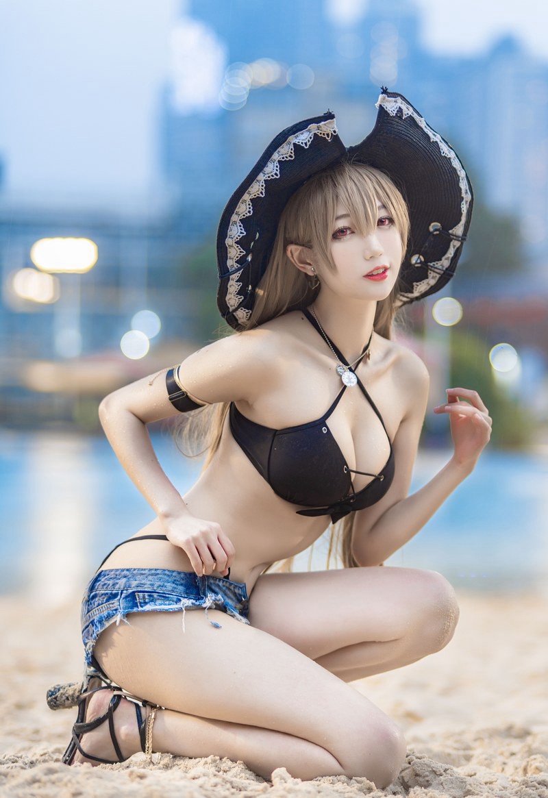 周叽是可爱兔兔 - 竞技泳装 [11P]